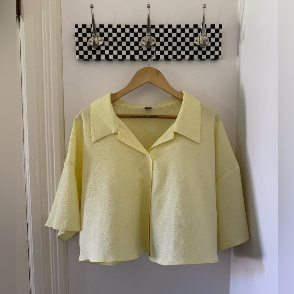 Casual Linen Cropped Collared Shirt